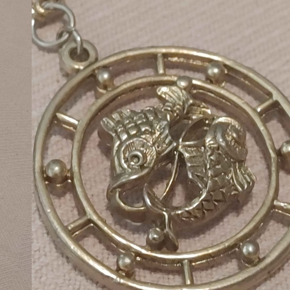 Gold Fish Circle Pendant Necklace